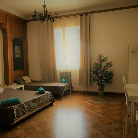 Piazza Della Vittoria 3*