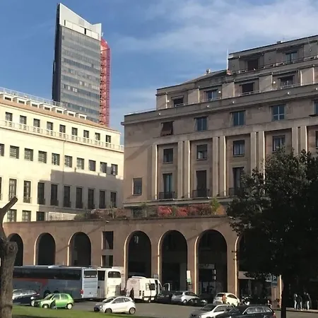 Piazza Della Vittoria 3*