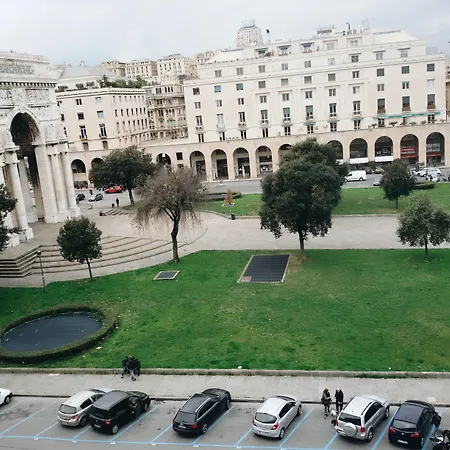 Piazza Della Vittoria Oda ve Kahvaltı 3*