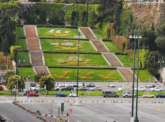 Piazza Della Vittoria