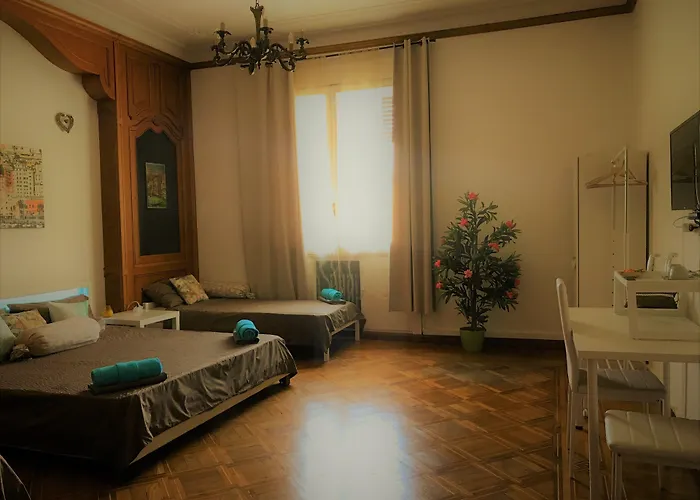 Piazza Della Vittoria 3*