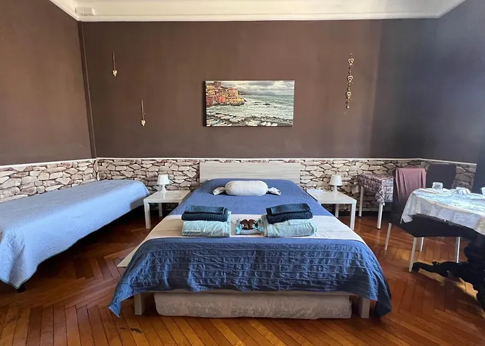 Piazza Della Vittoria Genua