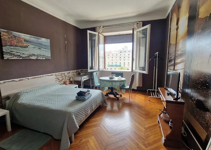 Piazza Della Vittoria